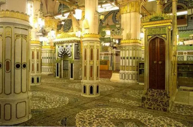 Riadhul-Jannah-in-Masjid-e-Nabwi-740x456